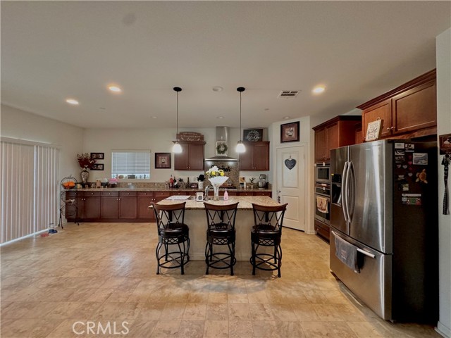 Detail Gallery Image 9 of 29 For 18016 Ribwort Rd, San Bernardino,  CA 92407 - 4 Beds | 3/1 Baths