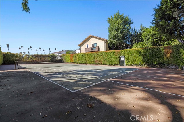 Detail Gallery Image 24 of 33 For 7300 Corbin Ave #G,  Reseda,  CA 91335 - 2 Beds | 2 Baths