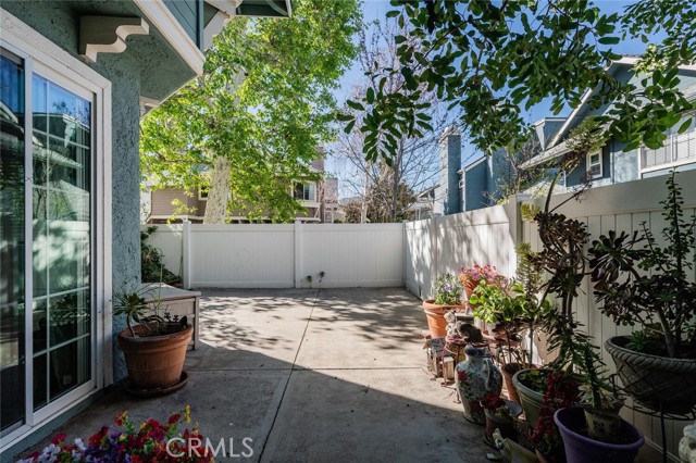 Detail Gallery Image 23 of 24 For 1878 Rory Ln #6,  Simi Valley,  CA 93063 - 2 Beds | 2/1 Baths