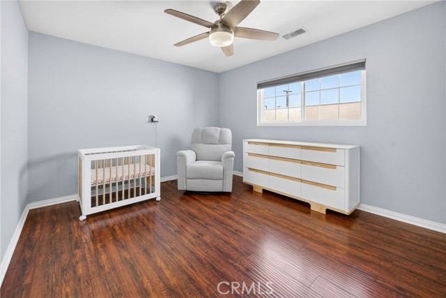 Detail Gallery Image 21 of 31 For 7046 De Celis Pl #7,  Lake Balboa,  CA 91406 - 2 Beds | 2/1 Baths