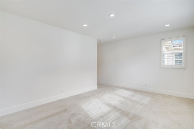 Detail Gallery Image 19 of 40 For 214 Parkwood, Irvine,  CA 92620 - 5 Beds | 5/1 Baths