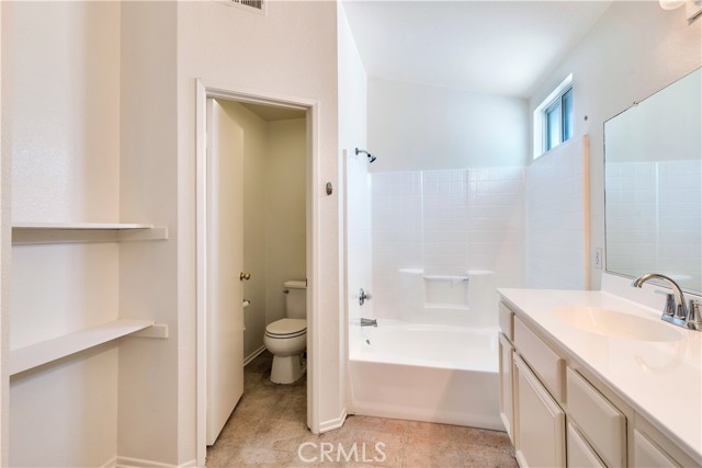 26057 Crestmont Circle, Menifee CA: https://media.crmls.org/medias/37325dad-e3cb-4920-89e8-52a4ee1d529f.jpg