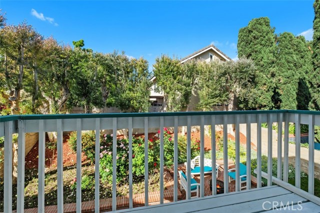9 Aberdeen st, Irvine CA: https://media.crmls.org/medias/373284a9-6b81-4c08-9704-c175a8aafbaf.jpg