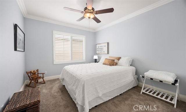 6615 Feather Drive, Huntington Beach CA: https://media.crmls.org/medias/3732b575-b425-445c-9b56-d81f13f6a6f3.jpg