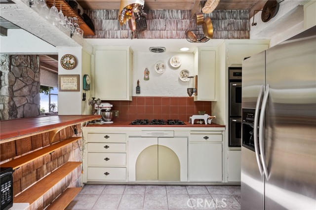 1 Bridle Lane, Rancho Palos Verdes, California 90275, 3 Bedrooms Bedrooms, ,1 BathroomBathrooms,Residential,Sold,Bridle,SB22113109