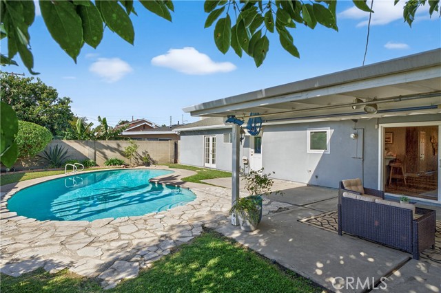 Detail Gallery Image 28 of 37 For 1610 E 20th St, Santa Ana,  CA 92705 - 3 Beds | 2 Baths