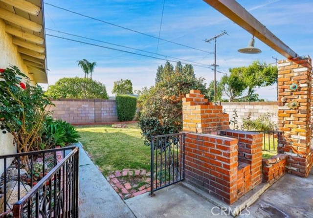 Detail Gallery Image 7 of 33 For 9334 Laurel Ave, Whittier,  CA 90605 - 4 Beds | 2 Baths