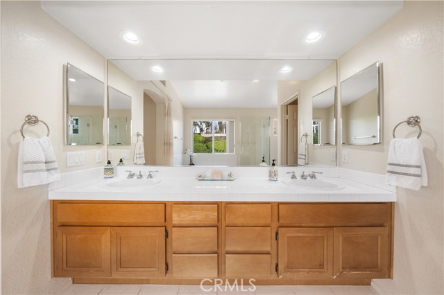 Detail Gallery Image 20 of 26 For 2203 Calle Opalo, San Clemente,  CA 92673 - 4 Beds | 2/1 Baths
