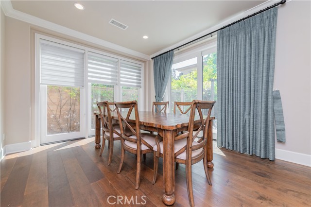 104 Quiet Place, Irvine CA: https://media.crmls.org/medias/3735ad10-0f56-4e40-b09c-ba61a3bd70eb.jpg