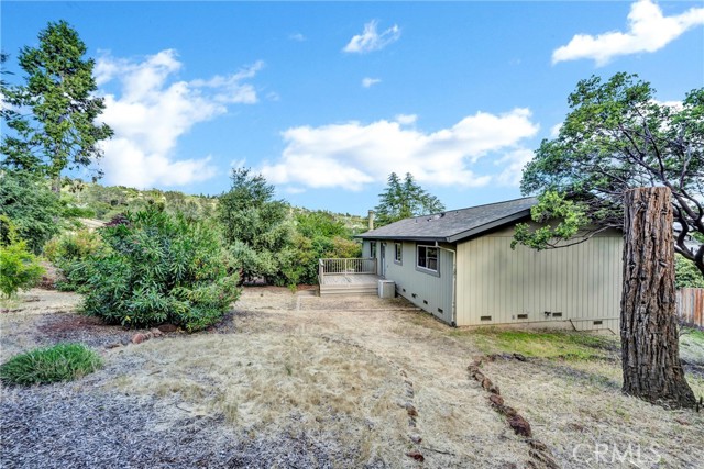 Detail Gallery Image 40 of 52 For 18528 North Shore Dr, Hidden Valley Lake,  CA 95467 - 3 Beds | 3 Baths