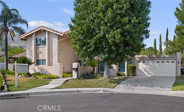 Detail Gallery Image 1 of 1 For 12637 Caterina Ct, Granada Hills,  CA 91344 - 4 Beds | 3 Baths