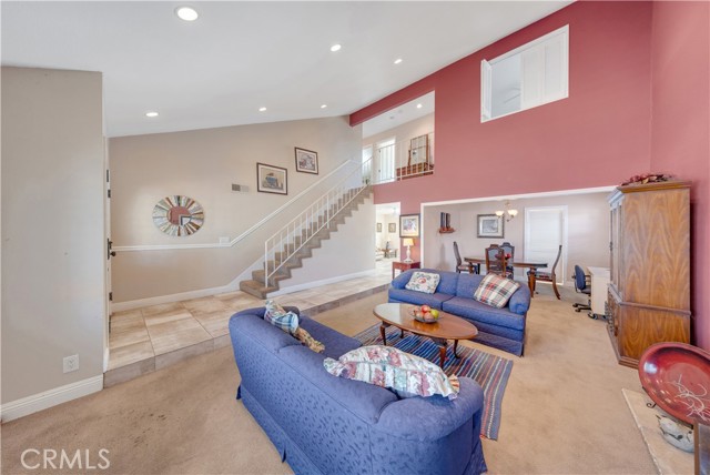 Image 7 of 45 For 5156 Edgemont