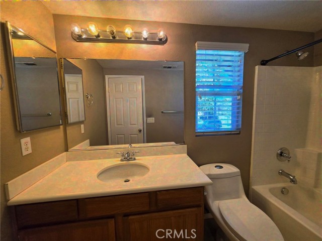 Detail Gallery Image 20 of 26 For 1750 E D St, Ontario,  CA 91764 - 3 Beds | 2/1 Baths