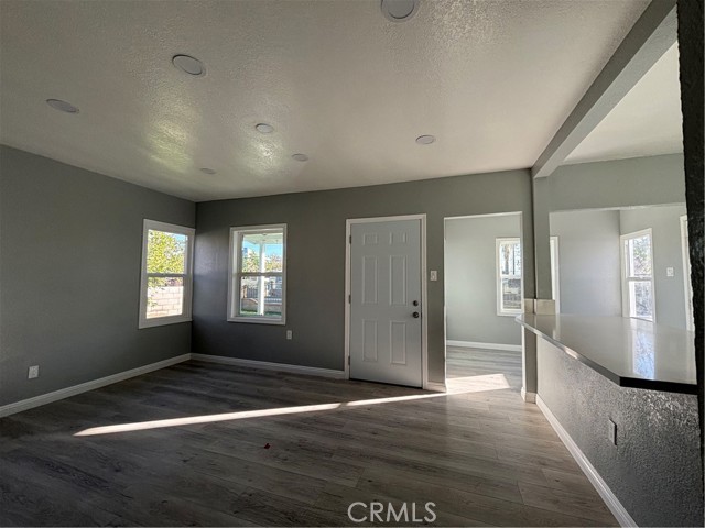 Detail Gallery Image 7 of 23 For 25170 Elmo Dr, San Bernardino,  CA 92404 - 2 Beds | 1 Baths