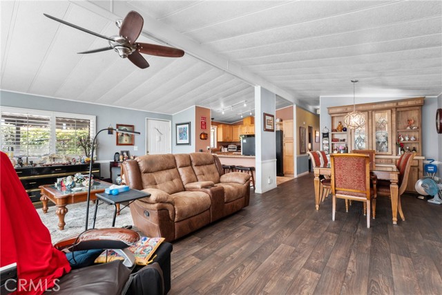 Detail Gallery Image 10 of 34 For 10961 Desert Lawn Dr #3,  Calimesa,  CA 92320 - 2 Beds | 2 Baths