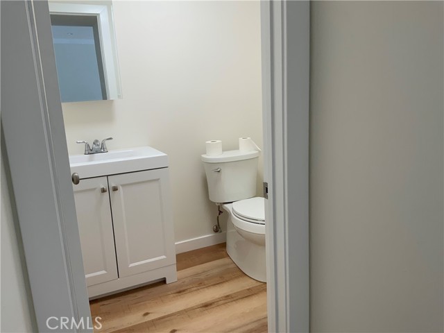 2035 Stonewood Court, San Pedro CA: https://media.crmls.org/medias/3738e030-d17f-4b3f-8c18-3233686dccdc.jpg