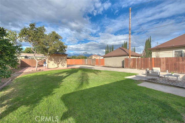 Detail Gallery Image 25 of 33 For 1493 W Grand, Pomona,  CA 91766 - 2 Beds | 1 Baths