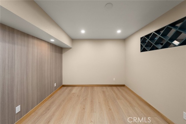 325 N Madison Avenue, Monrovia CA: https://media.crmls.org/medias/3739aaa3-8885-41a1-8f07-8eecb635ea13.jpg