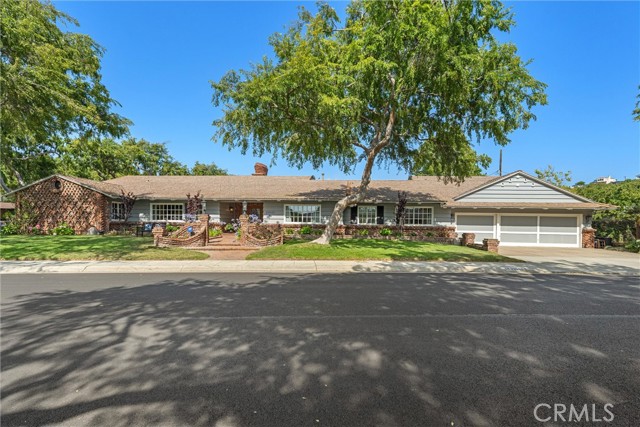 23060 Doris Way, Torrance CA: https://media.crmls.org/medias/373a8eb7-2f33-4451-9a0f-2e42e8aad288.jpg