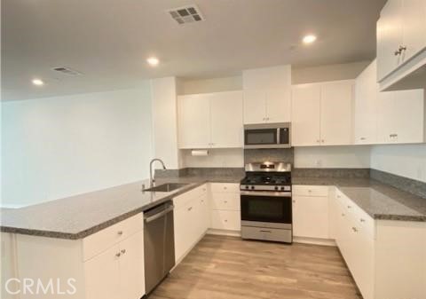 Detail Gallery Image 5 of 13 For 15964 Lasselle St #1,  Moreno Valley,  CA 92551 - 3 Beds | 3/1 Baths