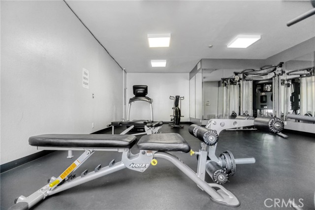 19350 Sherman Way, Reseda CA: https://media.crmls.org/medias/373b4dfe-7e04-4554-a3ed-015e20b34691.jpg