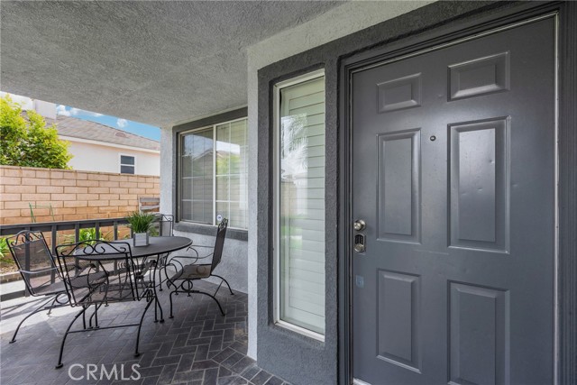 870 E Bermuda Dunes Court, Ontario CA: https://media.crmls.org/medias/373b924d-a6ec-49cf-a72d-31eacae37e17.jpg