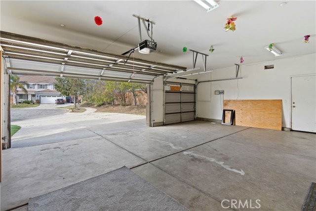 Detail Gallery Image 18 of 39 For 6825 Tahoe Way, Fontana,  CA 92336 - 4 Beds | 2/1 Baths