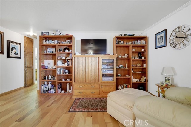 152 E Gridley Road, Gridley CA: https://media.crmls.org/medias/373c8c01-06fc-47c1-a094-a7bd7a703e20.jpg