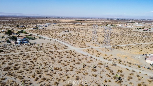 Detail Gallery Image 3 of 39 For 13005 Cortez Rd, Pinon Hills,  CA 92372 - – Beds | – Baths