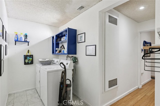 Detail Gallery Image 21 of 36 For 6336 N Redwood, San Bernardino,  CA 92407 - 4 Beds | 2 Baths