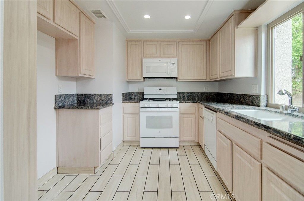 373fedcc 535c 4564 9725 58f5b519eed4