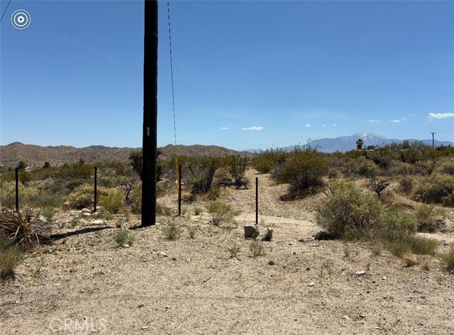 51371 Cheyenne Trail, Morongo Valley CA: https://media.crmls.org/medias/3740e300-45ee-4497-8092-77f7743a4d73.jpg