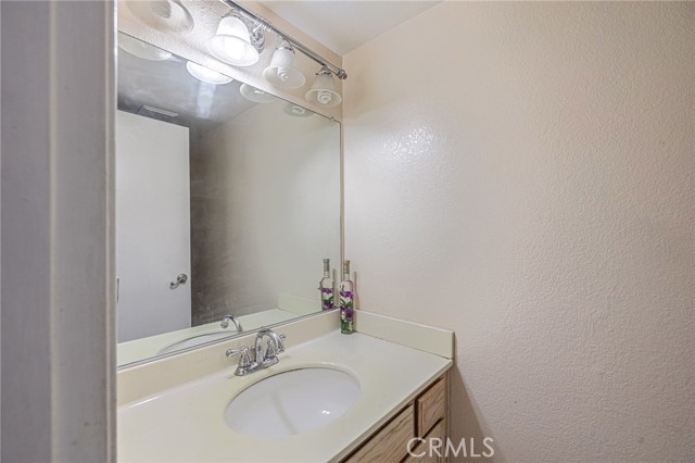 36849 James Place, Palmdale CA: https://media.crmls.org/medias/374140fb-7d82-4e29-8a4e-8cb020e2a8ce.jpg