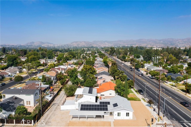 8245 Shoup Avenue, West Hills CA: https://media.crmls.org/medias/3741c173-2e4d-483e-b454-aff3a971e650.jpg