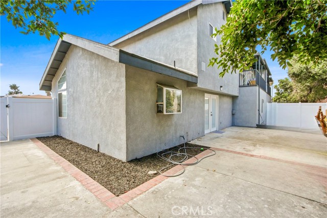 10535 Myrtle Street, Downey CA: https://media.crmls.org/medias/3742262c-4d0b-48d0-8b68-b822446e2529.jpg