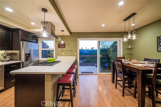 609 Meyer Lane, Redondo Beach, California 90278, 2 Bedrooms Bedrooms, ,1 BathroomBathrooms,Residential,Sold,Meyer,SB21203069