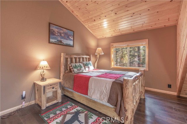 Detail Gallery Image 31 of 60 For 43442 Bow Canyon Road, Big Bear Lake,  CA 92315 - 3 Beds | 2 Baths