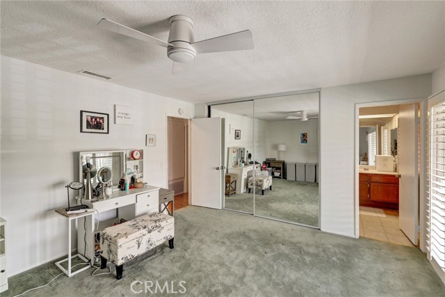 1180 Strawberry Lane, Glendora CA: https://media.crmls.org/medias/37449039-d1bb-40bc-94e7-1eb05dd78868.jpg