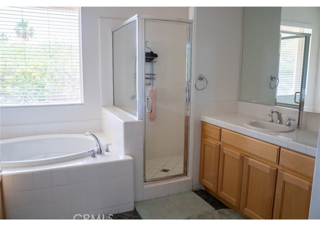 Detail Gallery Image 4 of 12 For 41 Vista Mirage, Rancho Mirage,  CA 92270 - 3 Beds | 2 Baths