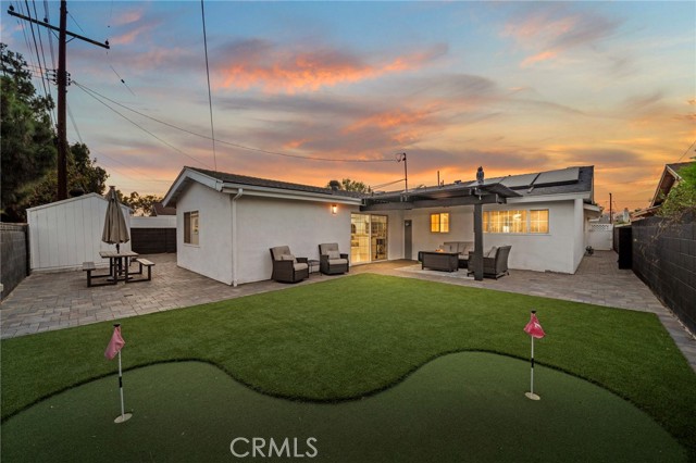 5228 E Minuet Lane, Anaheim CA: https://media.crmls.org/medias/374513f1-8caf-4795-8da7-9d3786969738.jpg