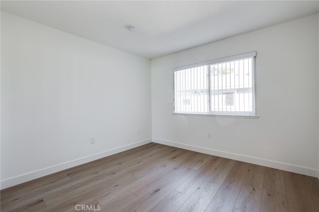 MLS #OC25275166 image #8