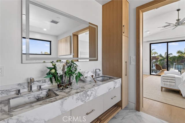 Detail Gallery Image 46 of 58 For 520 11th St, Huntington Beach,  CA 92648 - 3 Beds | 3/1 Baths