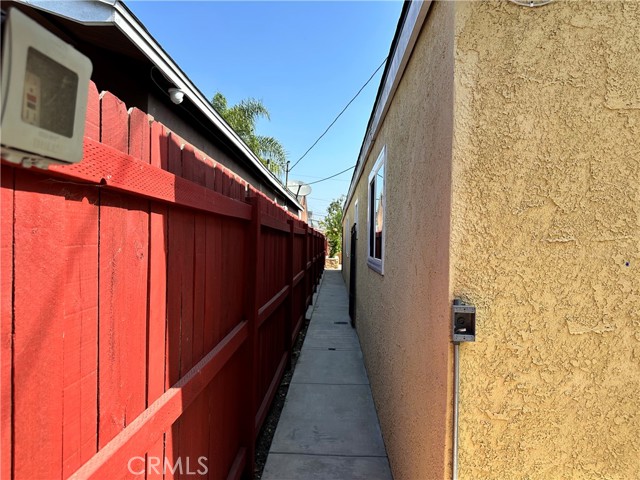 Detail Gallery Image 16 of 16 For 1818 W 152nd St, Compton,  CA 90220 - 2 Beds | 1 Baths