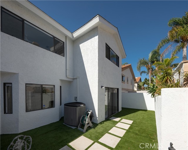 Detail Gallery Image 21 of 35 For 510 N Francisca Ave #C,  Redondo Beach,  CA 90277 - 3 Beds | 2/1 Baths