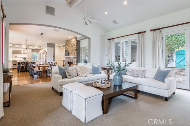 6 Colina Lane, Rolling Hills Estates, California 90274, 5 Bedrooms Bedrooms, ,6 BathroomsBathrooms,Residential,Sold,Colina,PV22224362