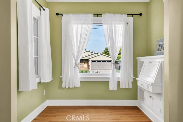 Detail Gallery Image 8 of 29 For 559 W 39th, San Pedro,  CA 90731 - 3 Beds | 2 Baths