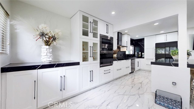 Detail Gallery Image 8 of 52 For 4632 Park Granada #93,  Calabasas,  CA 91302 - 3 Beds | 2 Baths