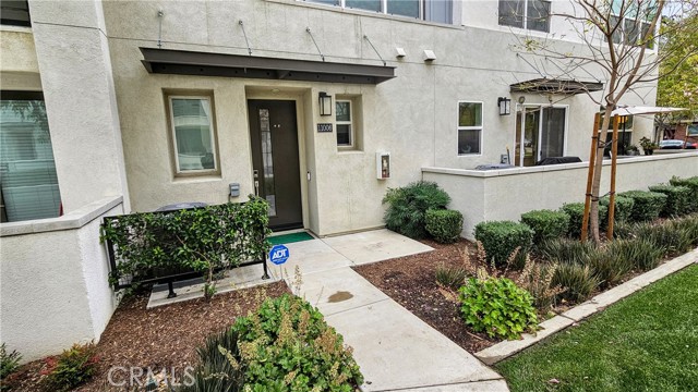Detail Gallery Image 1 of 27 For 11006 Serenity Dr, Rancho Cucamonga,  CA 91730 - 3 Beds | 2/1 Baths