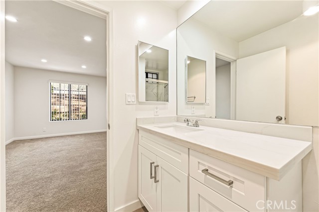 Detail Gallery Image 15 of 24 For 260 S 6th St #G,  Burbank,  CA 91501 - 2 Beds | 2 Baths