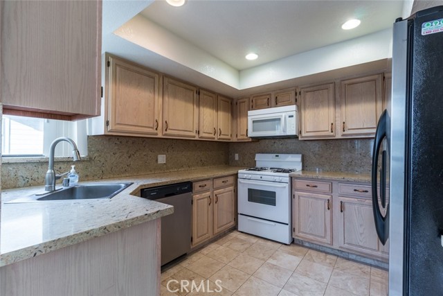 Detail Gallery Image 11 of 36 For 514 N Isabel St #C,  Glendale,  CA 91206 - 3 Beds | 2/1 Baths